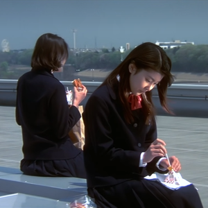 美女露奶头不遮掩视频软件
